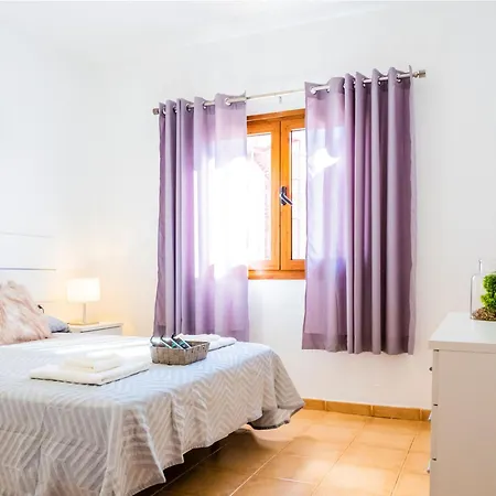 Live Caletillas Taunus Pool Дом отдыха Канделария