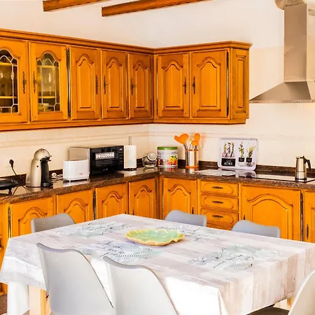 Live Caletillas Taunus Pool Дом отдыха