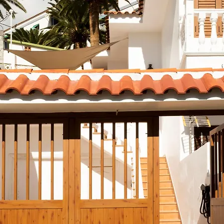 Live Caletillas Taunus Pool Дом отдыха *